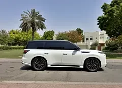 Infiniti QX80