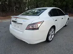 Nissan Maxima