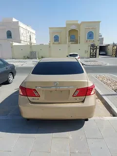 Lexus ES-Series
