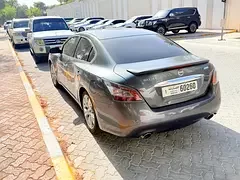 Nissan Maxima