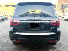 Infiniti QX80