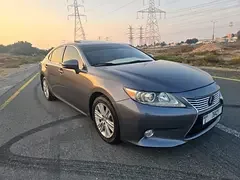 Lexus ES-Series