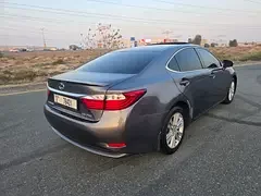 Lexus ES-Series