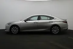 Lexus ES-Series