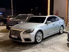 Lexus LS-Series