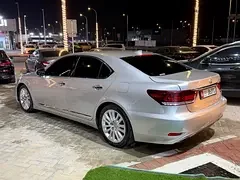 Lexus LS-Series