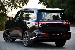 Infiniti QX80