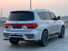 Infiniti QX80