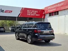 Infiniti QX80