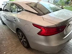 Nissan Maxima