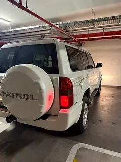 Nissan Patrol Safari
