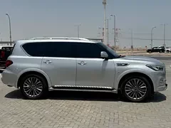 Infiniti QX80