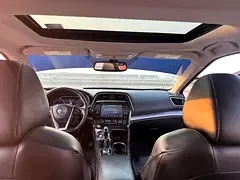 Nissan Maxima
