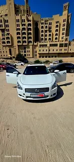 Nissan Maxima