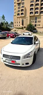 Nissan Maxima