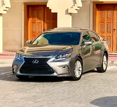 Lexus ES-Series