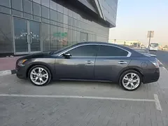 Nissan Maxima