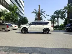 Infiniti QX80
