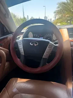 Infiniti QX80