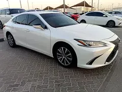 Lexus ES-Series