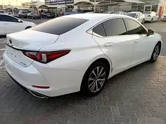 Lexus ES-Series