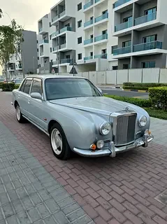 Mitsuoka Le-Seyde