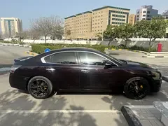 Nissan Maxima