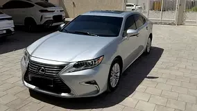 Lexus ES-Series