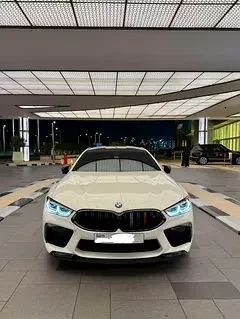 BMW M8