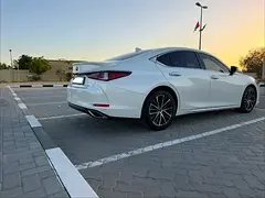 Lexus ES-Series