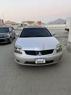 Mitsubishi Galant