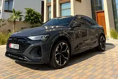 Audi Q8 e-tron