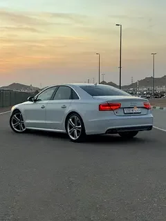Audi S8
