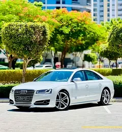 Audi S8