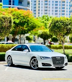 Audi S8