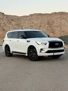 Infiniti QX80