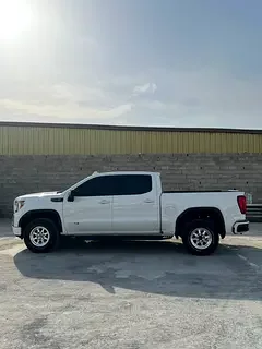 GMC Sierra