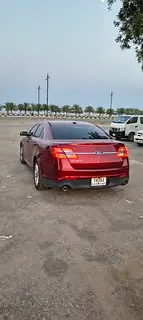 Ford Taurus