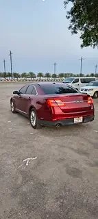 Ford Taurus