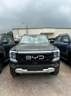 BYD Shark 6