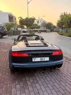 Audi R8