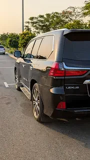 Lexus LX-Series