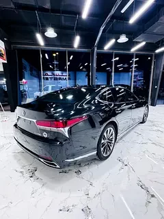 Lexus LS-Series