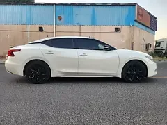 Nissan Maxima