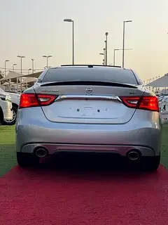 Nissan Maxima