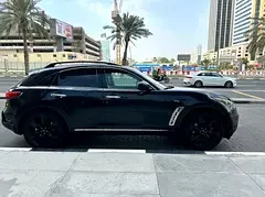 Infiniti FX50