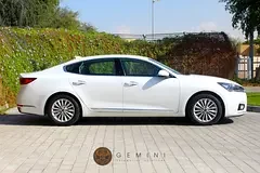 Kia Cadenza
