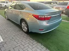 Lexus ES-Series