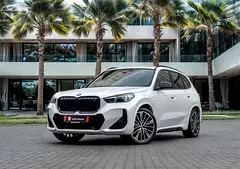 BMW iX1