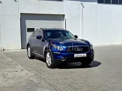 Infiniti QX70